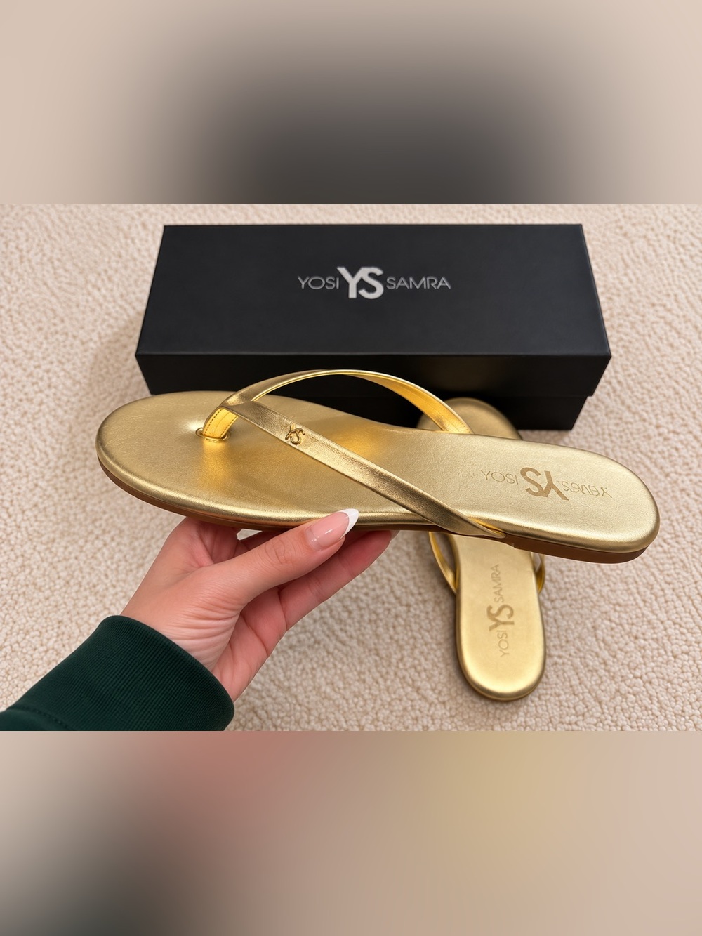 Yosi Samra Rivington Metallic Gold Flip Flop Sandals Size 6